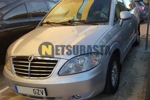 SsangYong Rodius 270Xdi Limited 2010