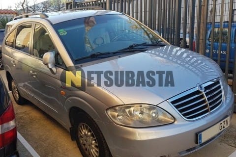 SsangYong Rodius 270Xdi Limited 2010