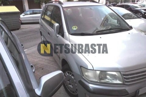 Mitsubishi Space Wagon 2.4 GDI 2002