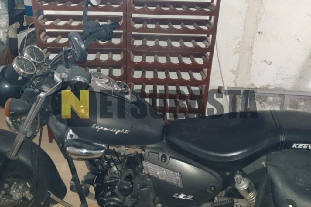 escape keeway superlight 125