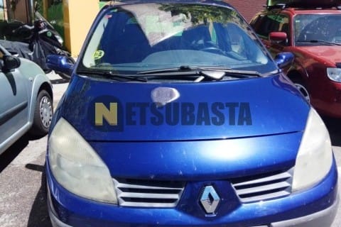 Renault Scenic 2.0i 2003
