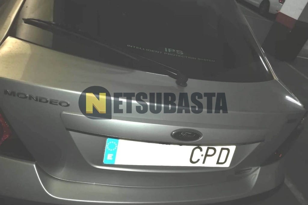 Ford Mondeo 2.0TDCi Ghia 2003