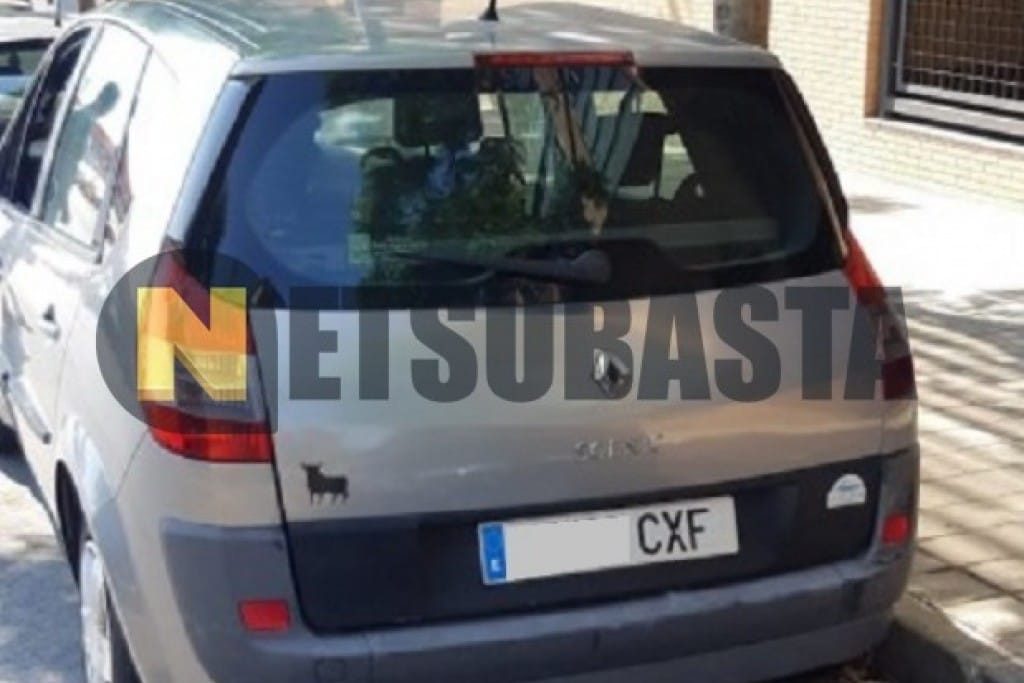 Renault Scenic 1.6i 2004