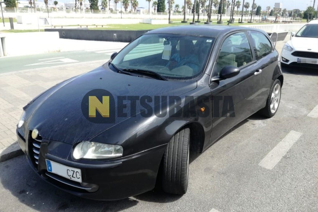 Alfa Romeo 147 1.6i 2004