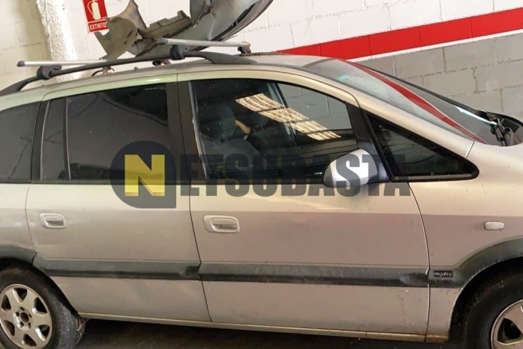 Opel Zafira 2.0DTi 2003