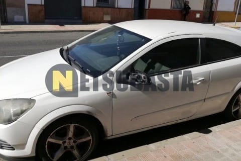 Opel Astra 1.6i GTC Twinport 2006