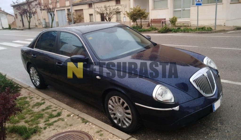 Lancia thesis 2 4jtd 2003 04 image