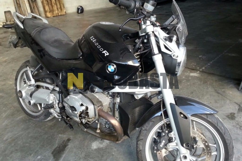 bmw-r1200r_01-1024x683.jpg
