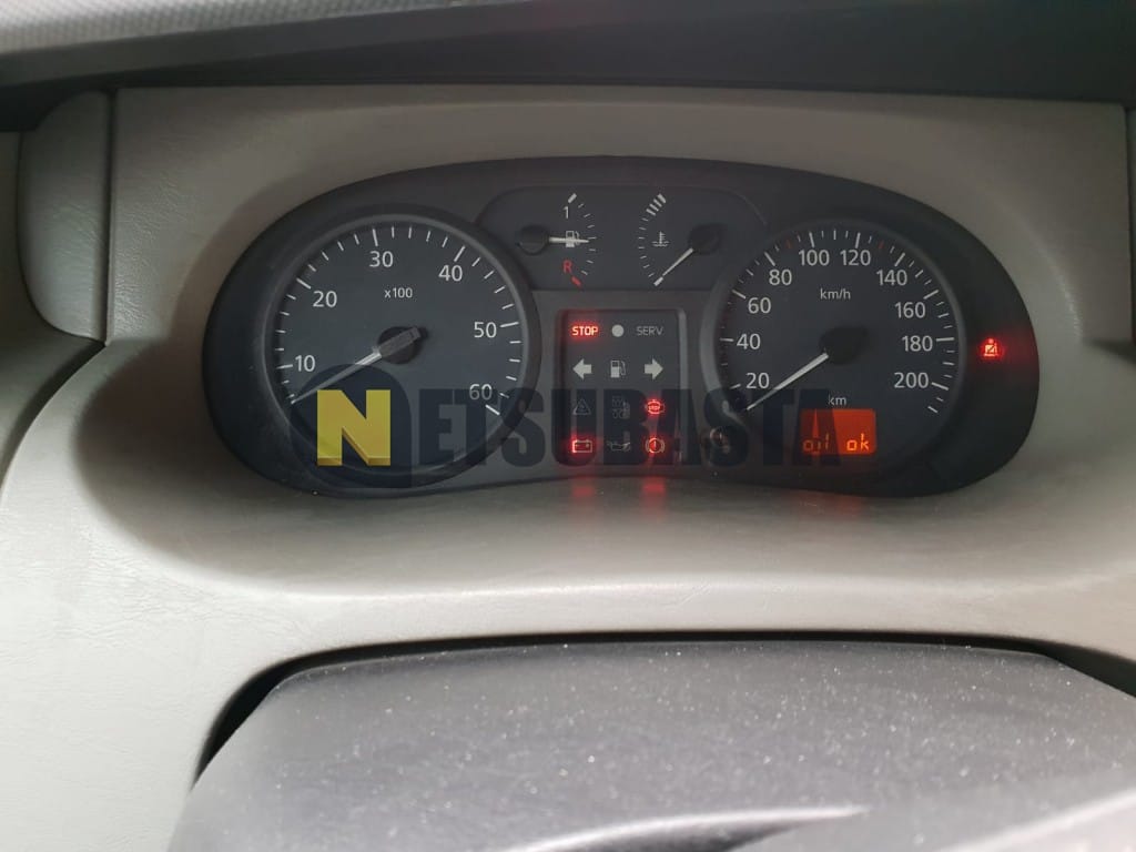 Subasta De Renault Trafic 1 9dci 03