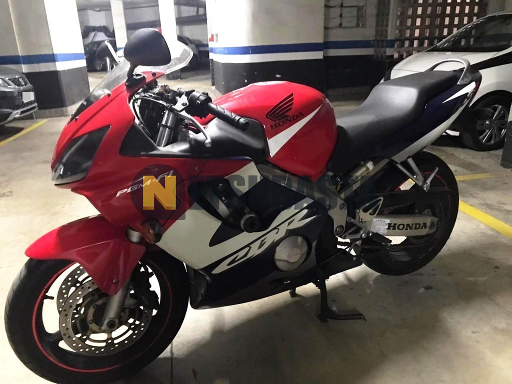 Honda cbr600f 2001