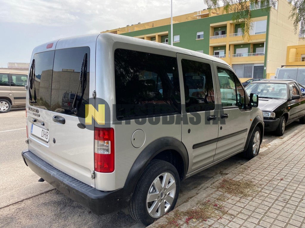 Ford tourneo connect 2005