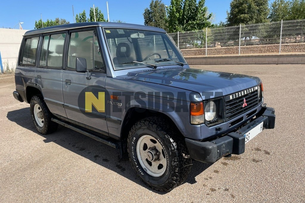 Mitsubishi pajero 1987