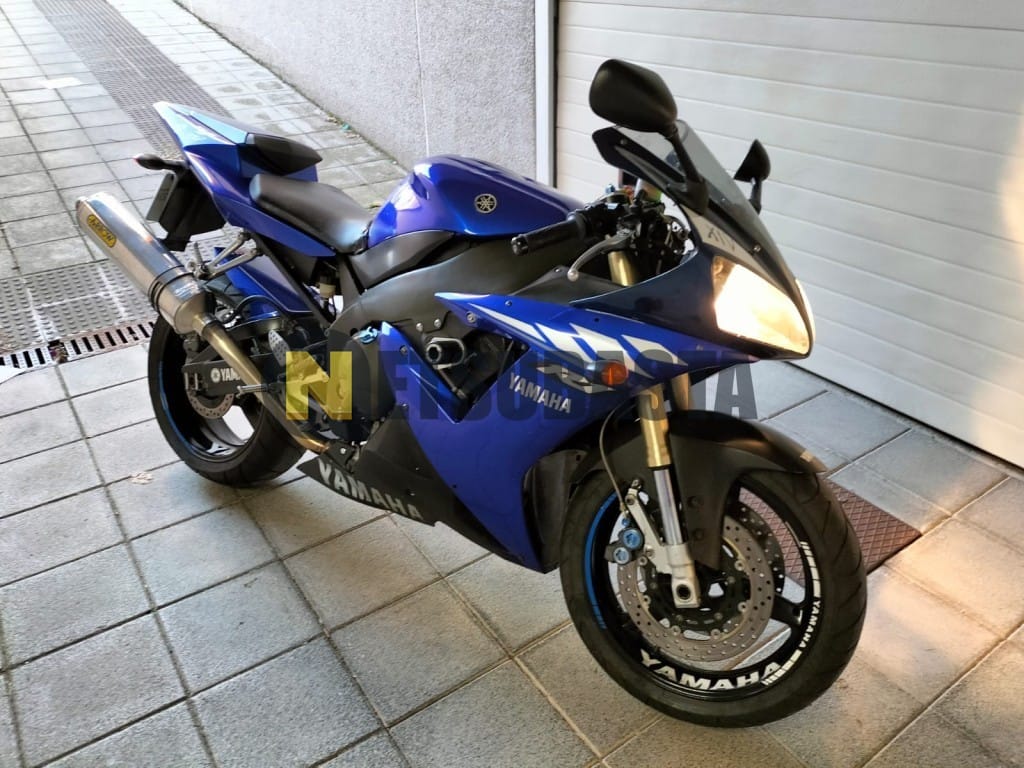 Shogun No-Cut Frame Sliders For Yamaha R1 2002-2003 | USA Made Motorcycle Protection