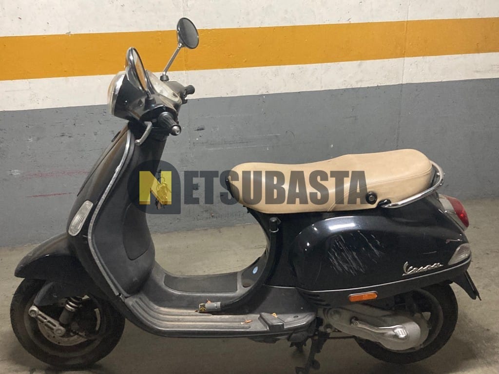 Subasta de Vespa LX 50 2006